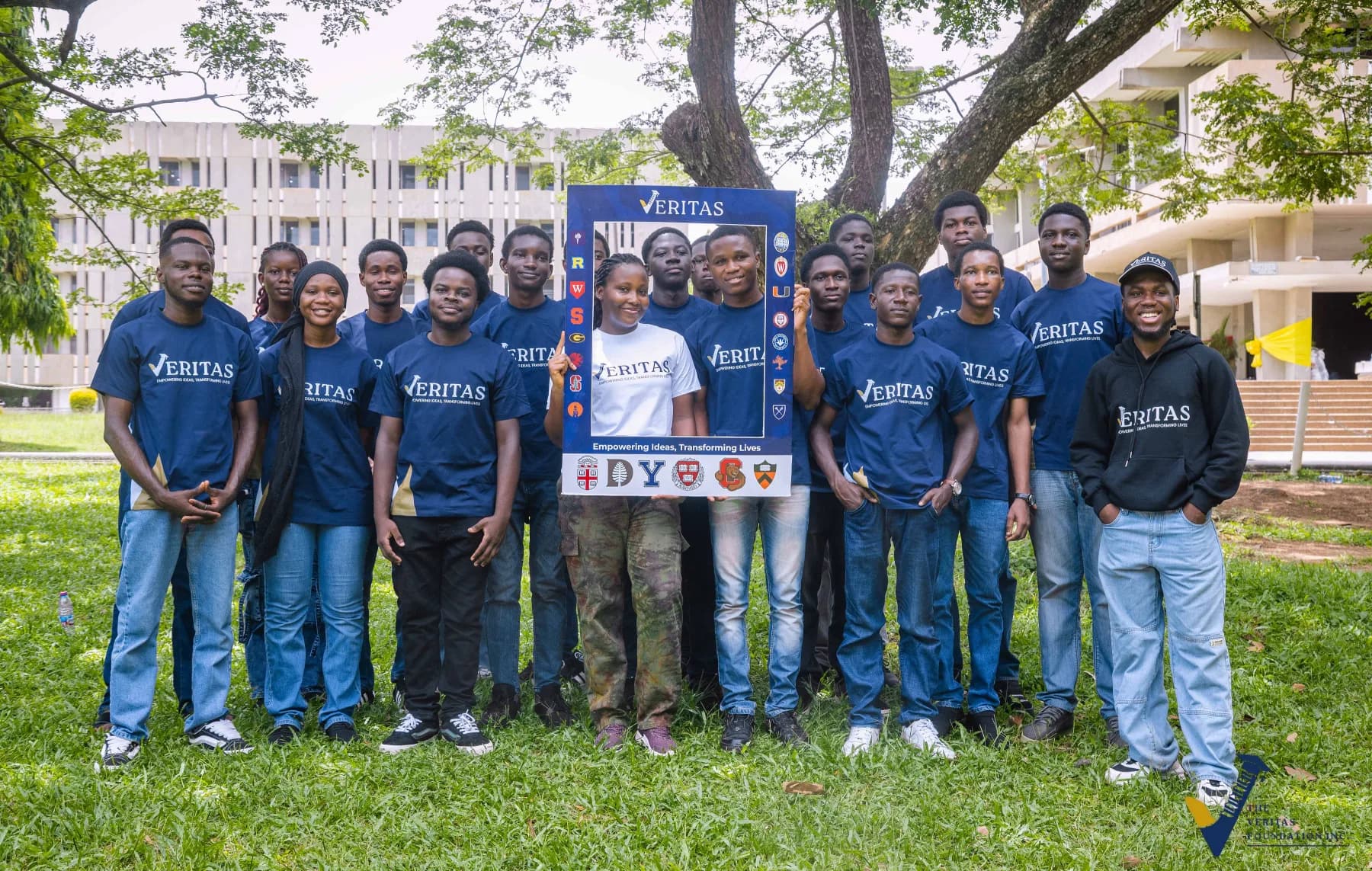 Veritas scholars posing together at the Day 1 photoshoot